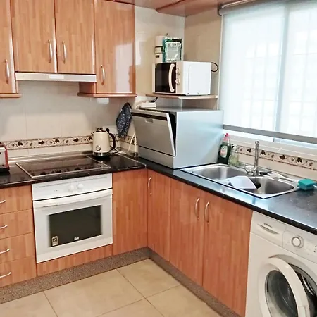 Spectacular Sea Views, Don Gustavo Apartment *